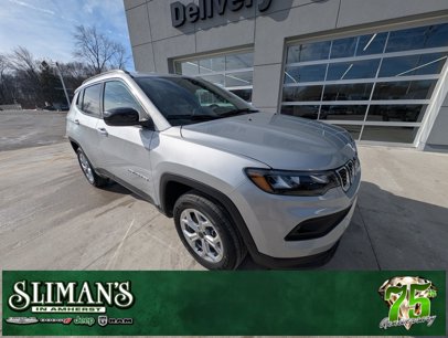 New 2025 Jeep Compass Latitude w/ Convenience Group