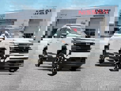 New 2025 Nissan Kicks SV