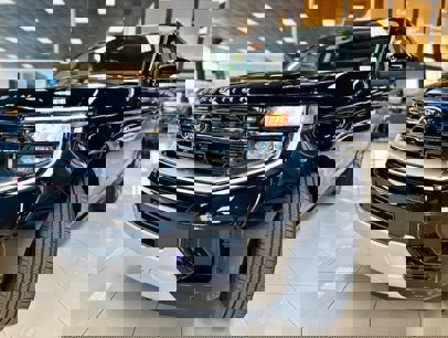 New 2025 Ford Expedition Platinum w/ Platinum Ultimate Package