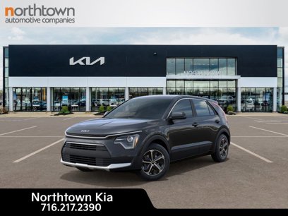 New 2025 Kia Niro LX