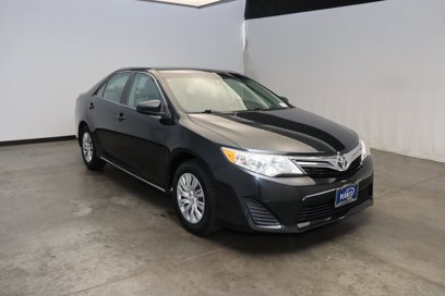 Used 2014 Toyota Camry LE