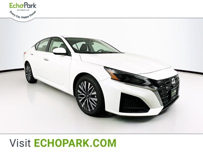 Used 2023 Nissan Altima 2.5 SV