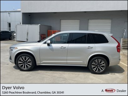 Certified 2022 Volvo XC90 T6 Momentum w/ Climate Package