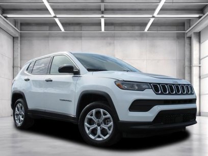 Used 2025 Jeep Compass Sport w/ Mopar Graphics Package