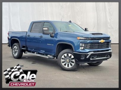 New 2025 Chevrolet Silverado 2500 Custom w/ Custom Value Package