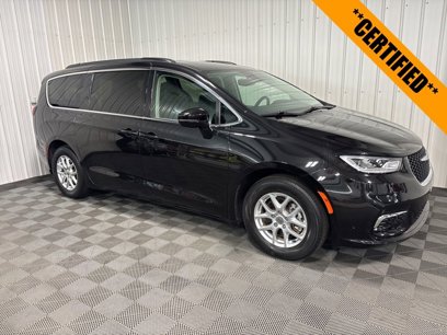 Certified 2022 Chrysler Pacifica Touring-L
