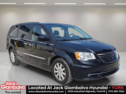 Used 2016 Chrysler Town & Country Touring w/ Driver Convenience Group