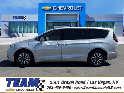 Used 2022 Chrysler Pacifica Limited