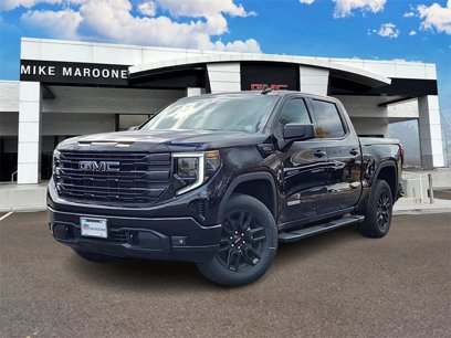 New 2025 GMC Sierra 1500 Elevation w/ LPO, Elevation Black Package