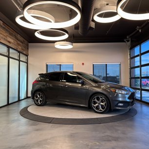 Used 2017 Ford Focus ST