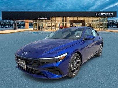 New 2024 Hyundai Elantra SEL w/ Convenience Package