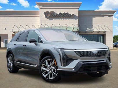 New 2025 Cadillac Optiq Luxury 1