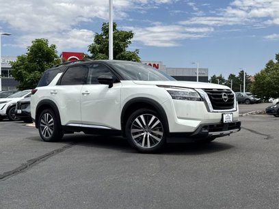 Used 2022 Nissan Pathfinder Platinum