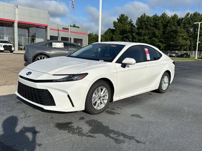 New 2025 Toyota Camry LE