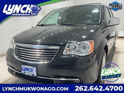 Used 2015 Chrysler Town & Country Limited Platinum w/ Trailer Tow Group