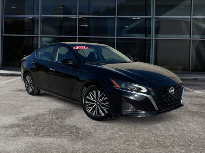 Used 2023 Nissan Altima 2.5 SV