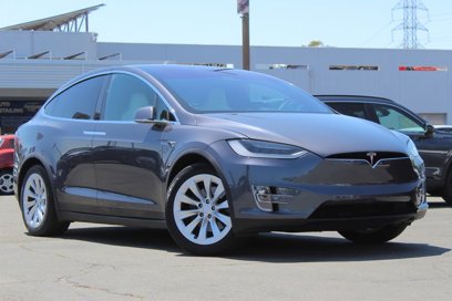 Used 2018 Tesla Model X 75D