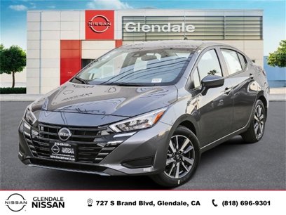 New 2025 Nissan Versa SV w/ Trunk Package