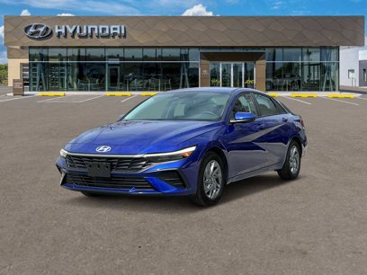New 2025 Hyundai Elantra Blue