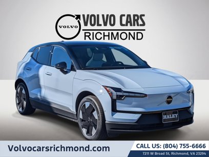 New 2025 Volvo EX30 Ultra w/ Climate Package