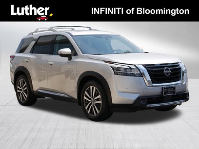 Used 2022 Nissan Pathfinder Platinum w/ Cargo Package