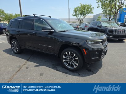 Used 2021 Jeep Grand Cherokee L Overland w/ Luxury Tech Group IV