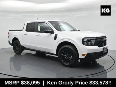 New 2024 Ford Maverick Lariat w/ Black Appearance Package