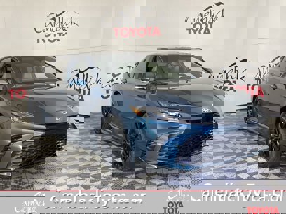 New 2025 Toyota Camry SE