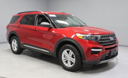 Certified 2022 Ford Explorer XLT w/ Equipment Group 202A