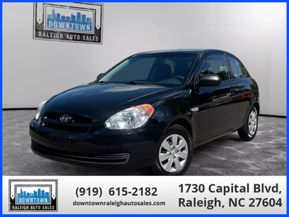 Used 2011 Hyundai Accent GL w/ Air Conditioning Pkg 2