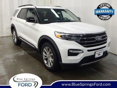 New 2024 Ford Explorer XLT w/ Equipment Group 202A