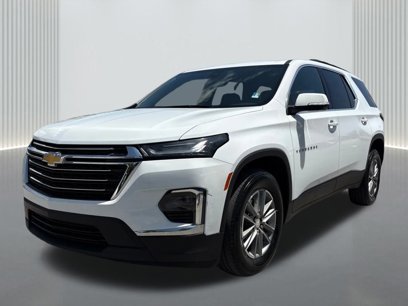 Used 2023 Chevrolet Traverse LT