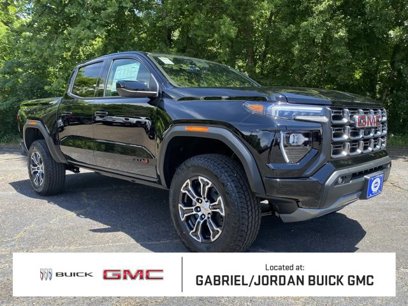 New 2025 GMC Canyon AT4 w/ Technology Plus Package