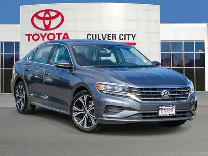 Used 2021 Volkswagen Passat 2.0T SE