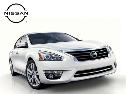 Used 2015 Nissan Altima 2.5 S w/ Power Driver Seat Package