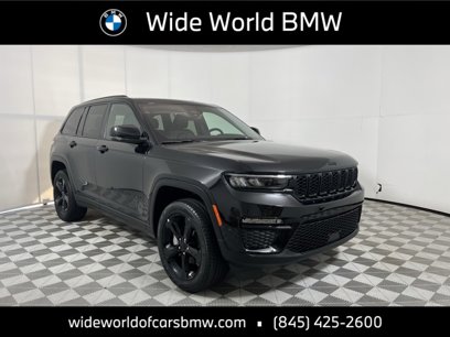 Used 2024 Jeep Grand Cherokee Limited w/ Black Appearance Package