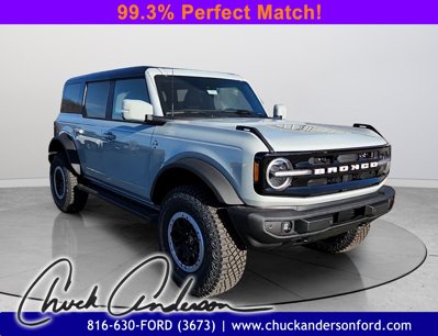 New 2024 Ford Bronco Outer Banks w/ Sasquatch Package