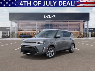 New 2025 Kia Soul LX