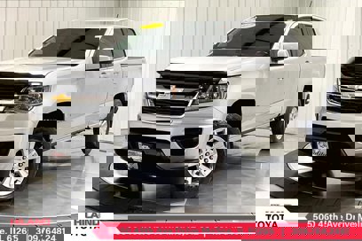 Used 2017 Chevrolet Colorado LT