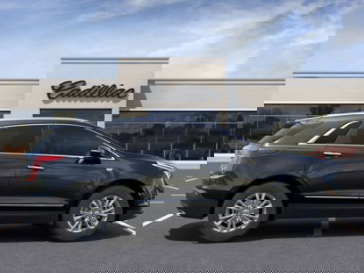New 2025 Cadillac XT5 Luxury
