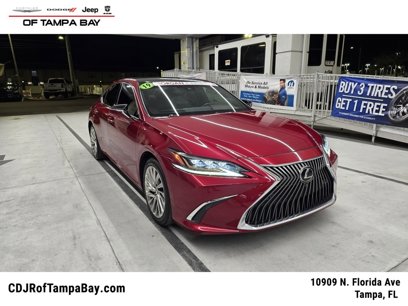 Used 2019 Lexus ES 350 Ultra Luxury w/ Accessory Package 2