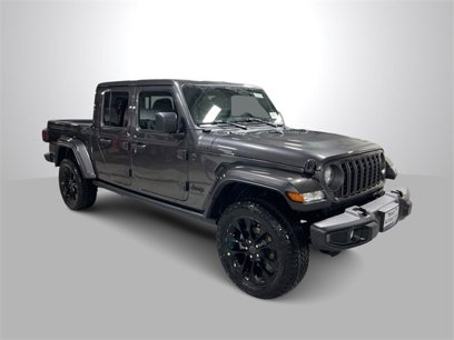 New 2025 Jeep Gladiator Sport
