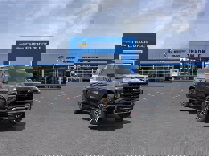 New 2025 Chevrolet Suburban Z71 w/ Comfort Package