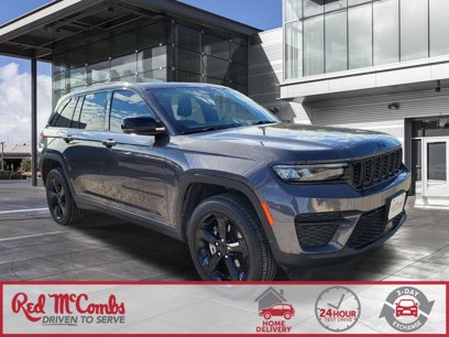 Used 2023 Jeep Grand Cherokee Altitude