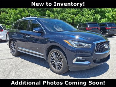 Used 2017 INFINITI QX60 AWD w/ Deluxe Technology Package