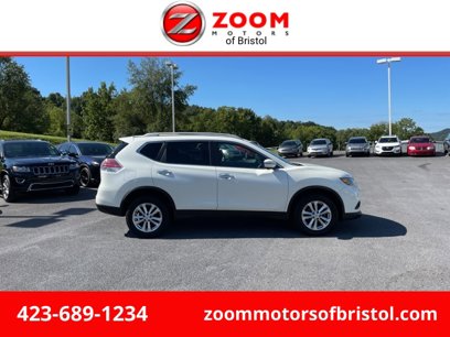 Used 2016 Nissan Rogue SV w/ SV Premium Package
