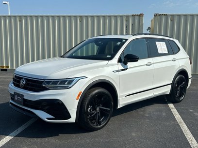 Used 2024 Volkswagen Tiguan SE R-Line