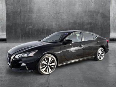 Used 2022 Nissan Altima 2.5 SV