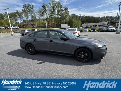 New 2025 Honda Accord SE