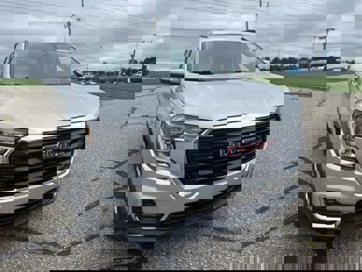 Used 2022 GMC Terrain SLE w/ Driver Convenience Package